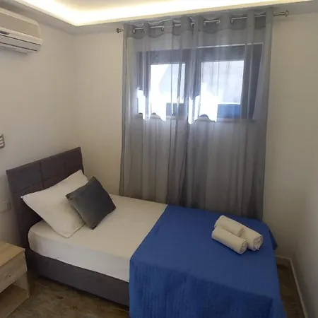 Villa *