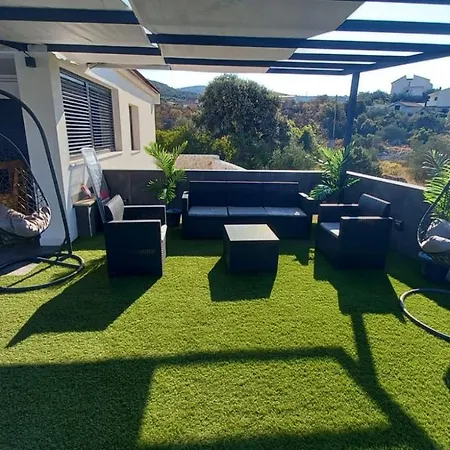Villa فيلة *